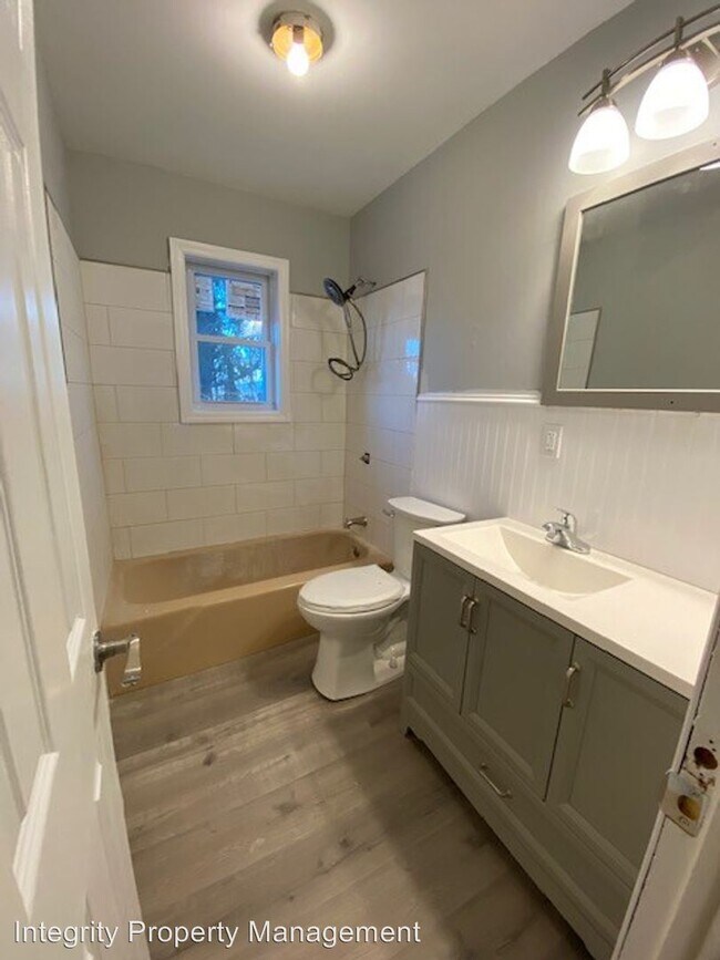 Building Photo - 2 br, 1.5 bath House - 22G Alpine Drive