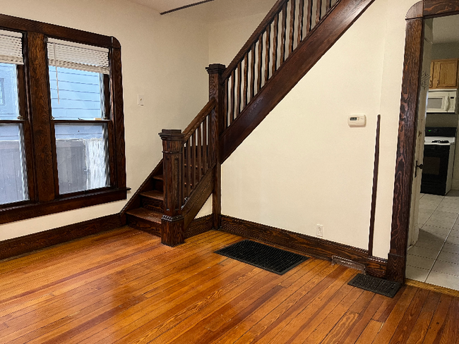 Foto del edificio - 2310 E 12th St