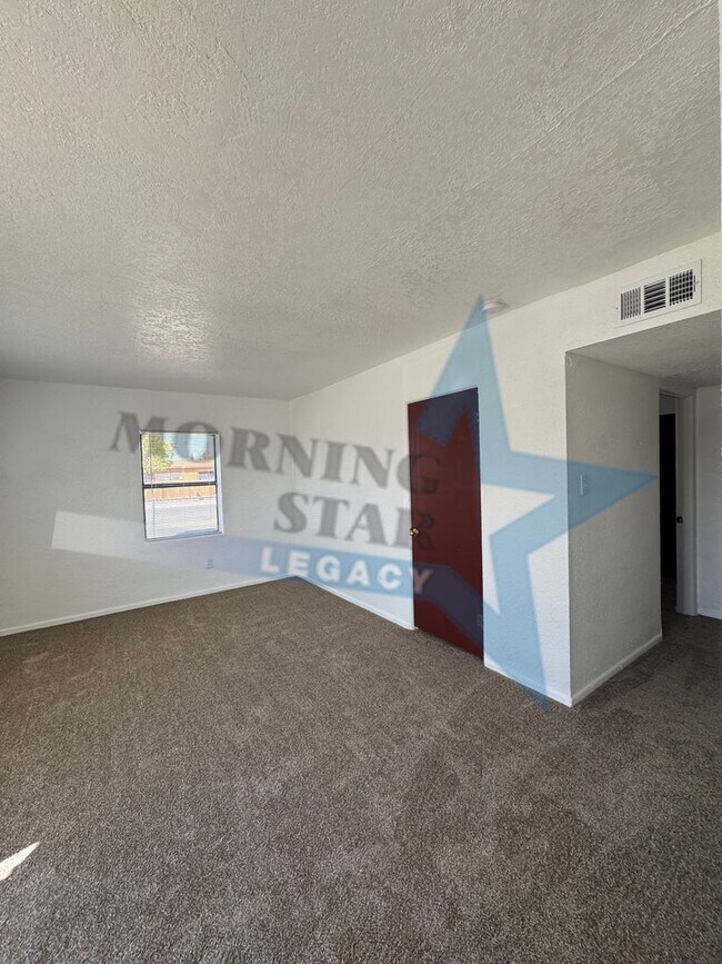 Foto del edificio - 612 3rd St