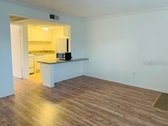 Building Photo - 127 Oyster Bay Cir