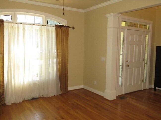 Foto del edificio - 1768 Brockett Rd