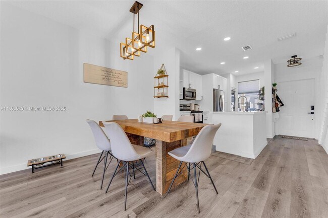 Foto del edificio - 21245 NE 8th Pl