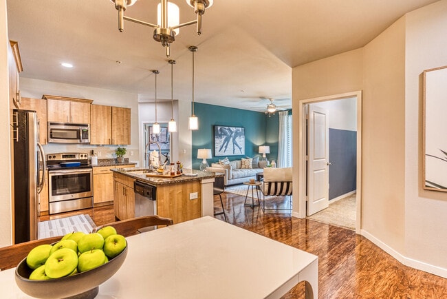 Building Photo - Sea Isle