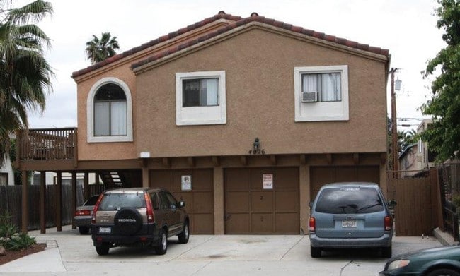 Building Photo - Arizona Villa Apartments