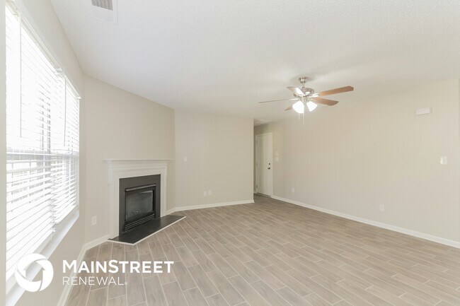 Foto del edificio - 8936 Hedge Maple Rd
