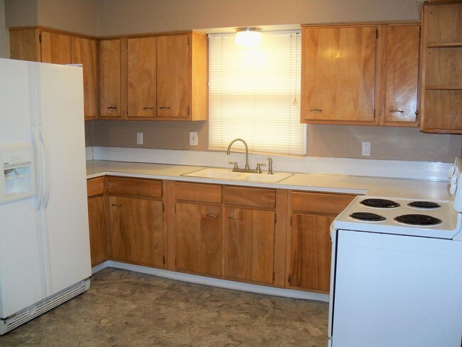 Foto del edificio - 4434 Murphy Ave