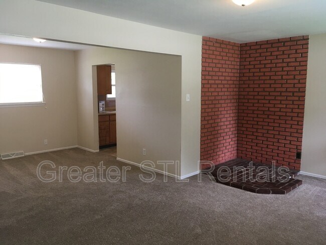 Foto del edificio - 6716 Howdershell Rd