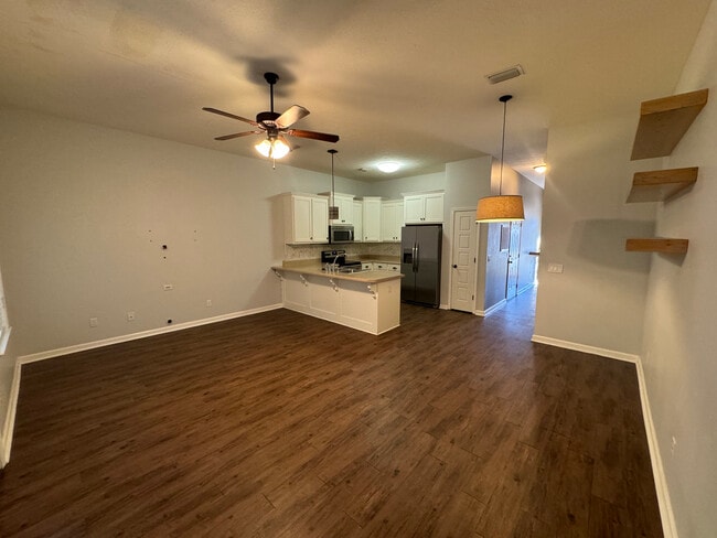 Building Photo - 7226 Quail Hollow Dr