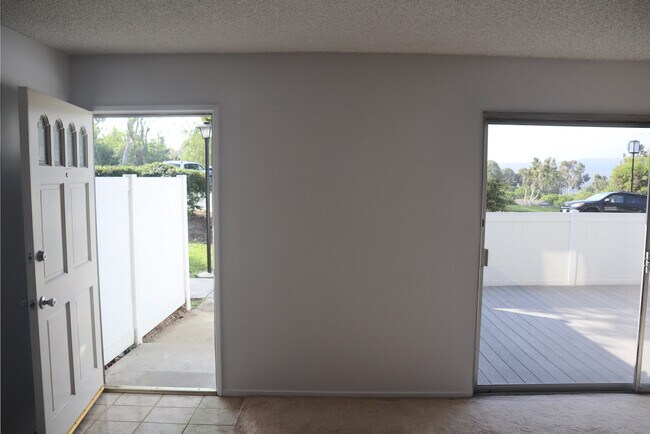 Foto del edificio - 19977 Apple Creek Ln