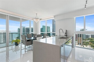 Building Photo - 1080 Brickell Ave