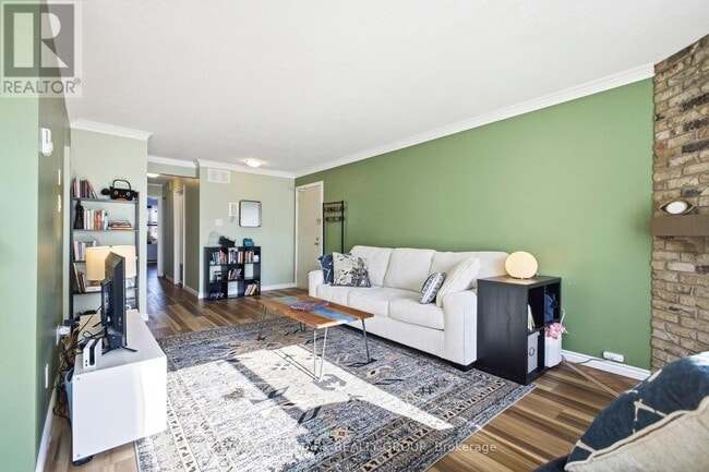 Building Photo - 39 Stonehaven Dr