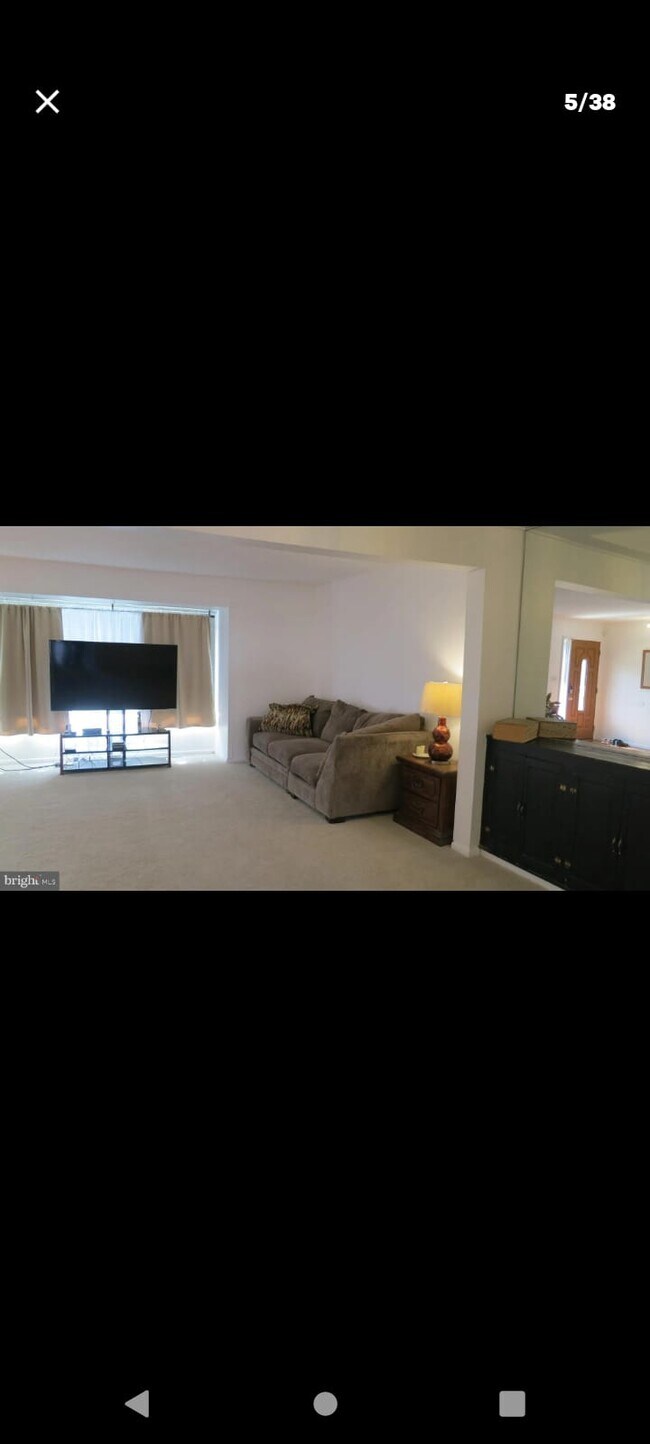 Foto del edificio - 444 Kellington Dr