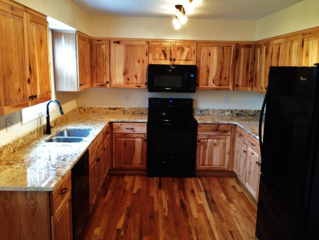 Foto del edificio - 1830 Lower Ridgewood Blvd