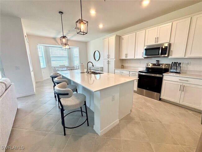 Foto del edificio - 15275 Grn Acrs Ave