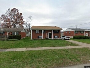 Building Photo - 3310 Chinquapin Ln