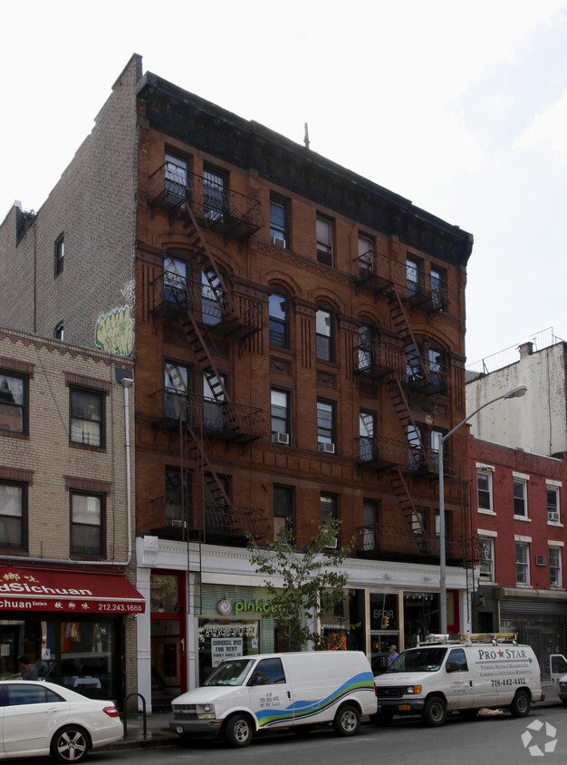 Building Photo - 168-170 8th Ave