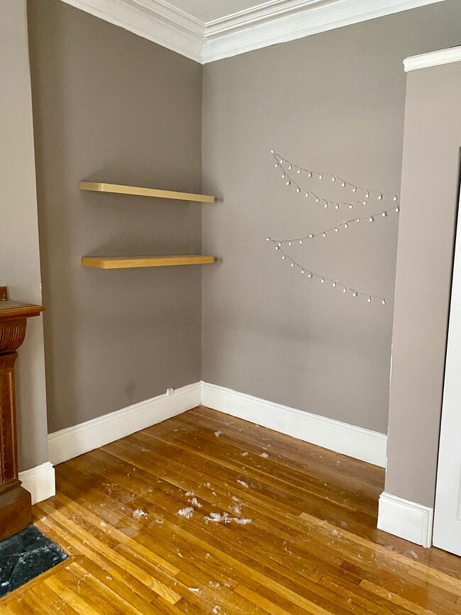 Building Photo - 387 Marlborough St