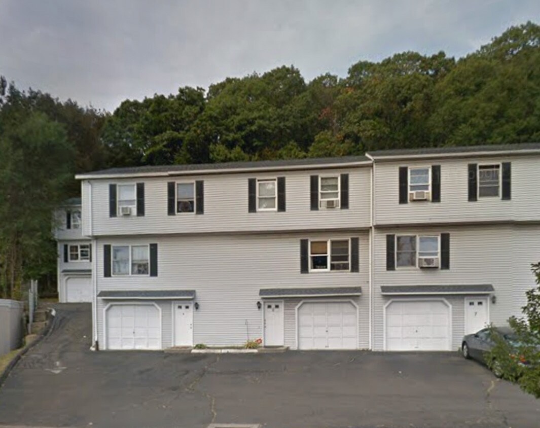 1410 State St, New Haven, CT 06511 Townhome Rentals in New Haven CT