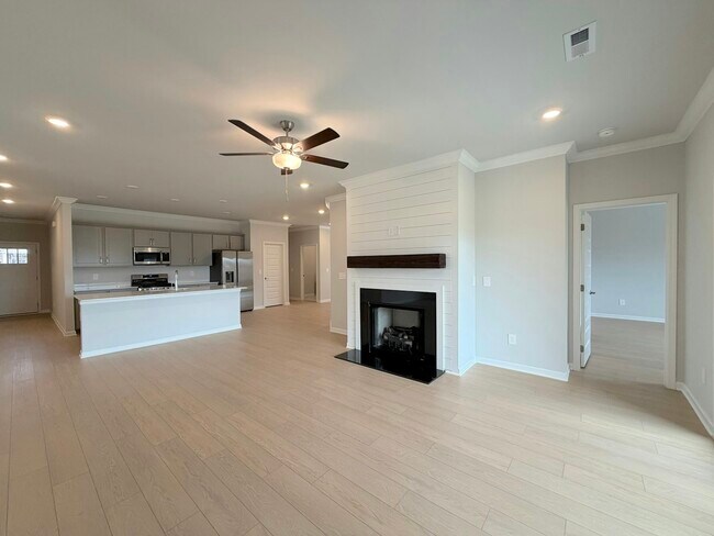 Building Photo - 17969 Longleaf Dr