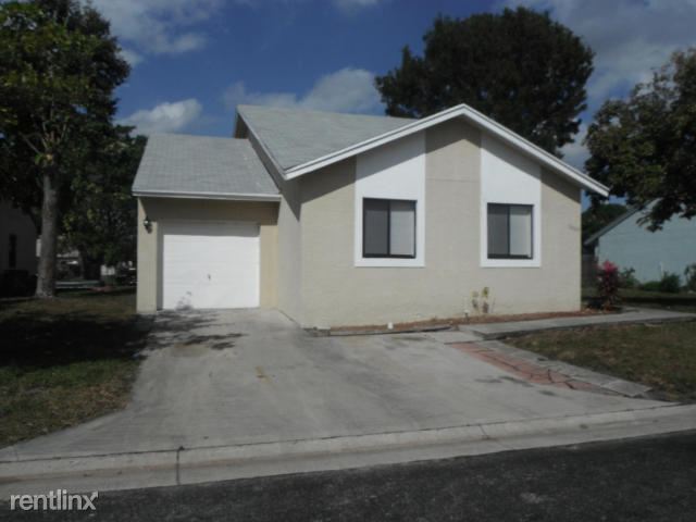 Foto del edificio - 5865 Strawberry Lakes Cir