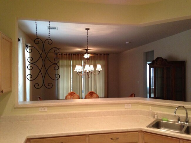 Building Photo - 106 Bowie Cir