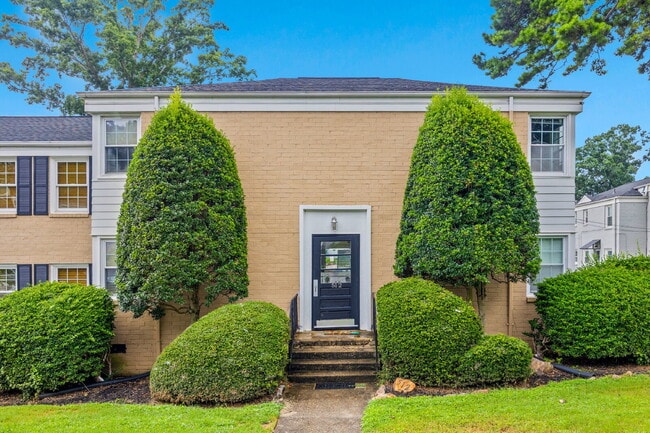 Photo - 512 Wakefield Dr Apartment