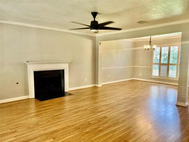 Building Photo - 218 Birch Hill Dr