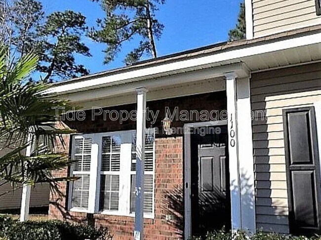 Foto del edificio - 1100 Elm Hall Cir