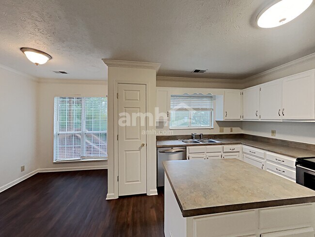 Building Photo - 1703 Cape York Ct