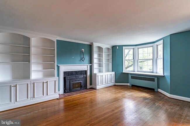 Building Photo - 6435 Blenheim Rd