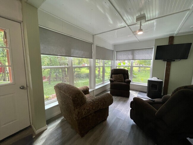 Foto del edificio - 480 Maple St