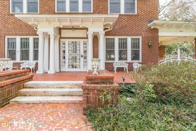 Foto del edificio - 1248 Oxford Rd NE