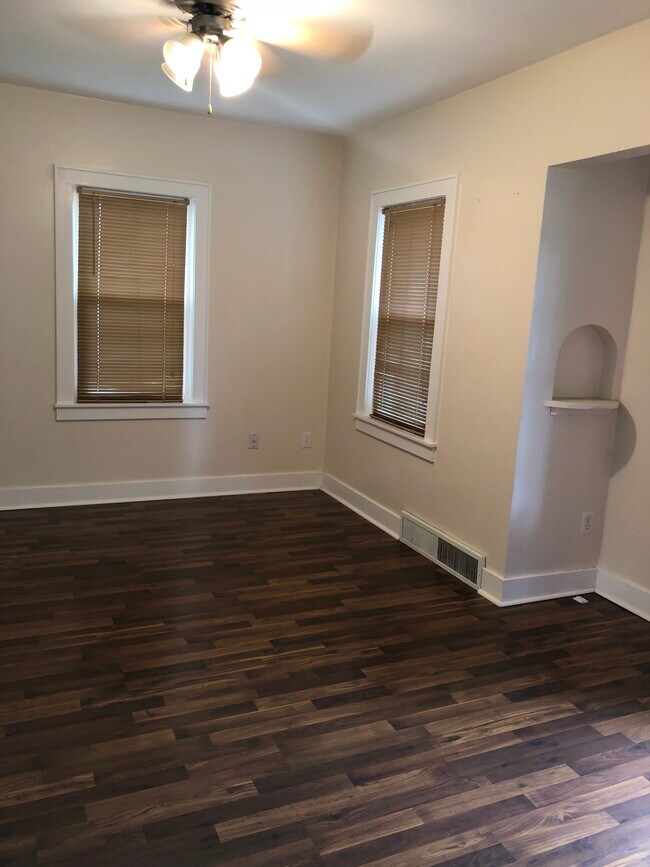 Foto del edificio - 3418 Taylor St
