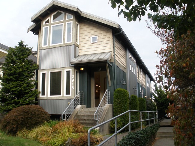 HEO#14-15 - HEO#14-15 Apartment