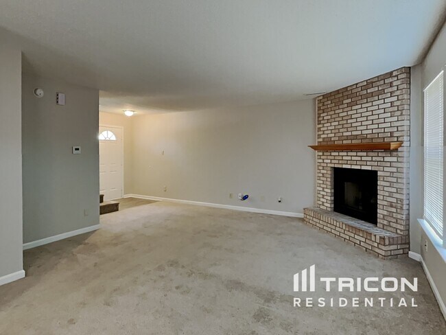 Building Photo - 9190 Amberleigh Dr
