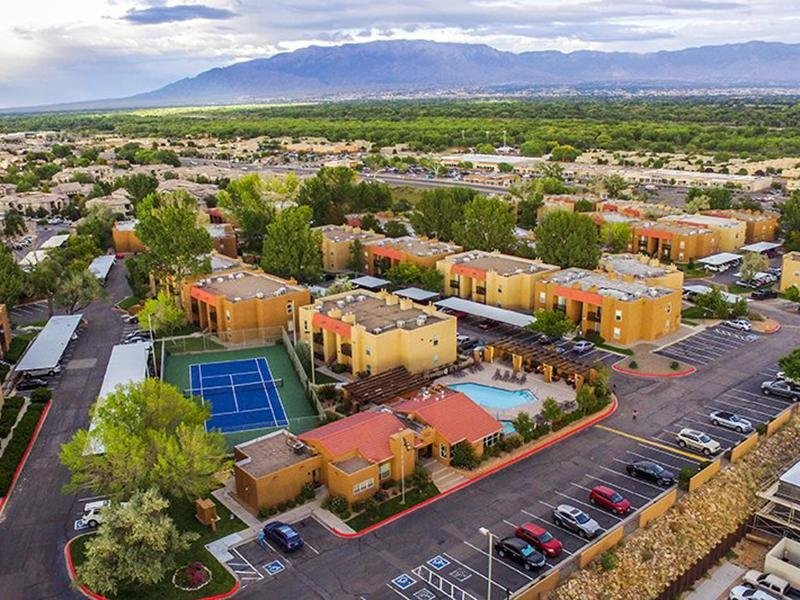 Sombra Del Oso Apartments Albuquerque Nm Apartments Com