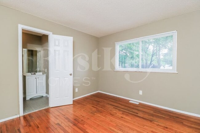 Building Photo - 6722 Champana Ln