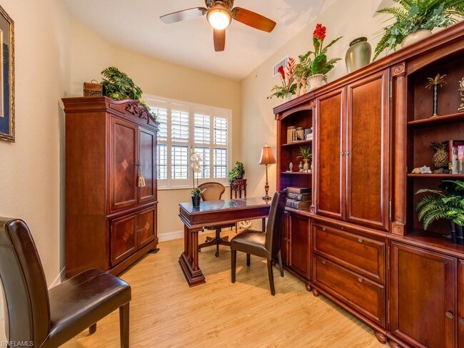 Building Photo - 10733 Mirasol Dr