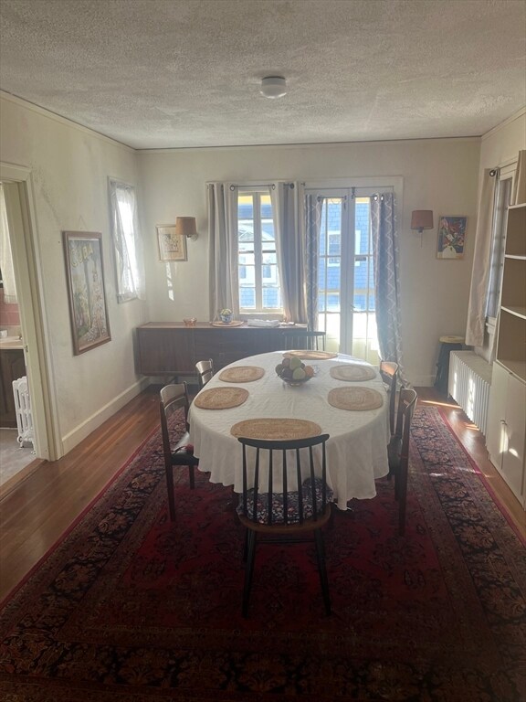 Foto del edificio - 6 Bass Rocks Rd