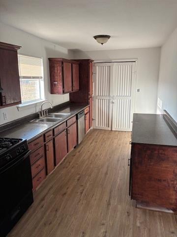 Foto del edificio - 9179 Farm Rd