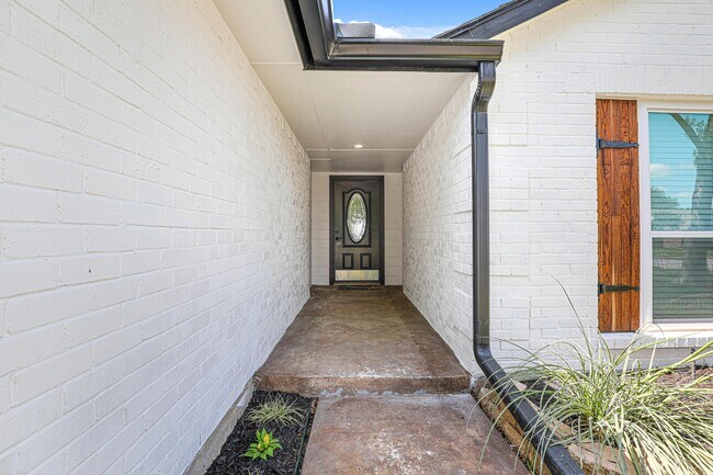 Building Photo - 4120 Ballard Trl