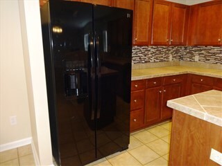 Foto del edificio - 406 Crystal Oaks Ln