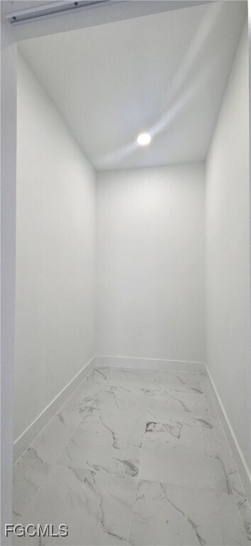 Foto del edificio - 1631 NE 34th St