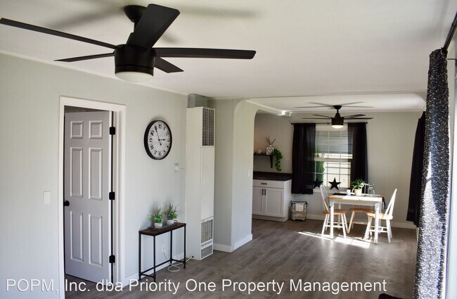 Foto del edificio - 1 br, 1 bath House - 1211 12th St