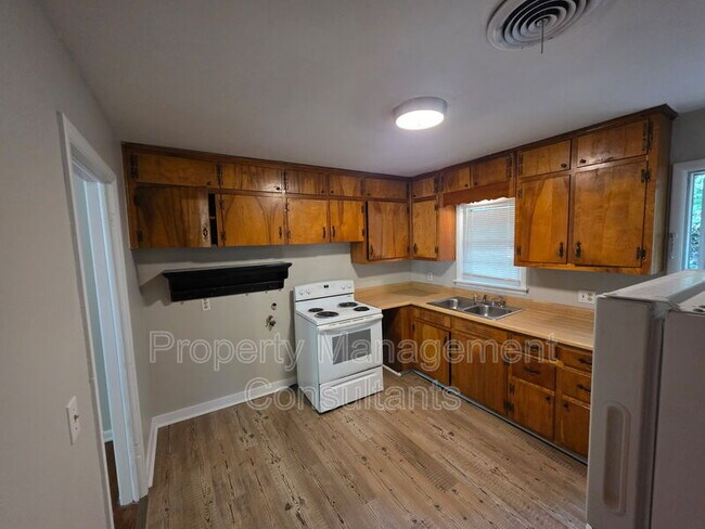 Foto del edificio - 939 N Royal Ave