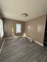 Building Photo - 721 Pierce St