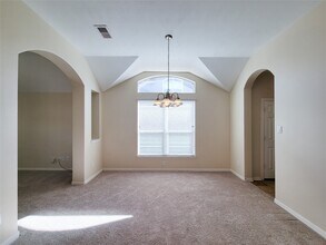 Building Photo - 25219 Piney Heights Ln