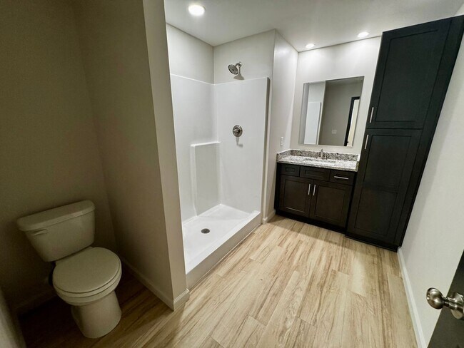 Building Photo - 3 Bedroom, 2 Bathroom, New Construction