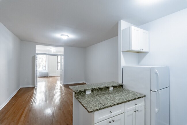 Foto del edificio - 92 Saint Marks Pl