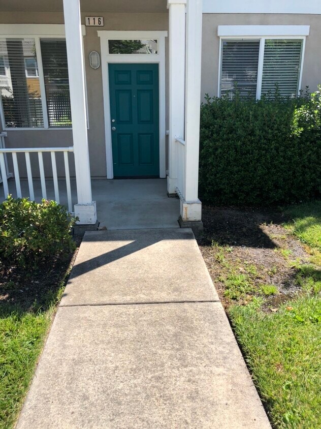 Primary Photo - 1000 Prospect Ave